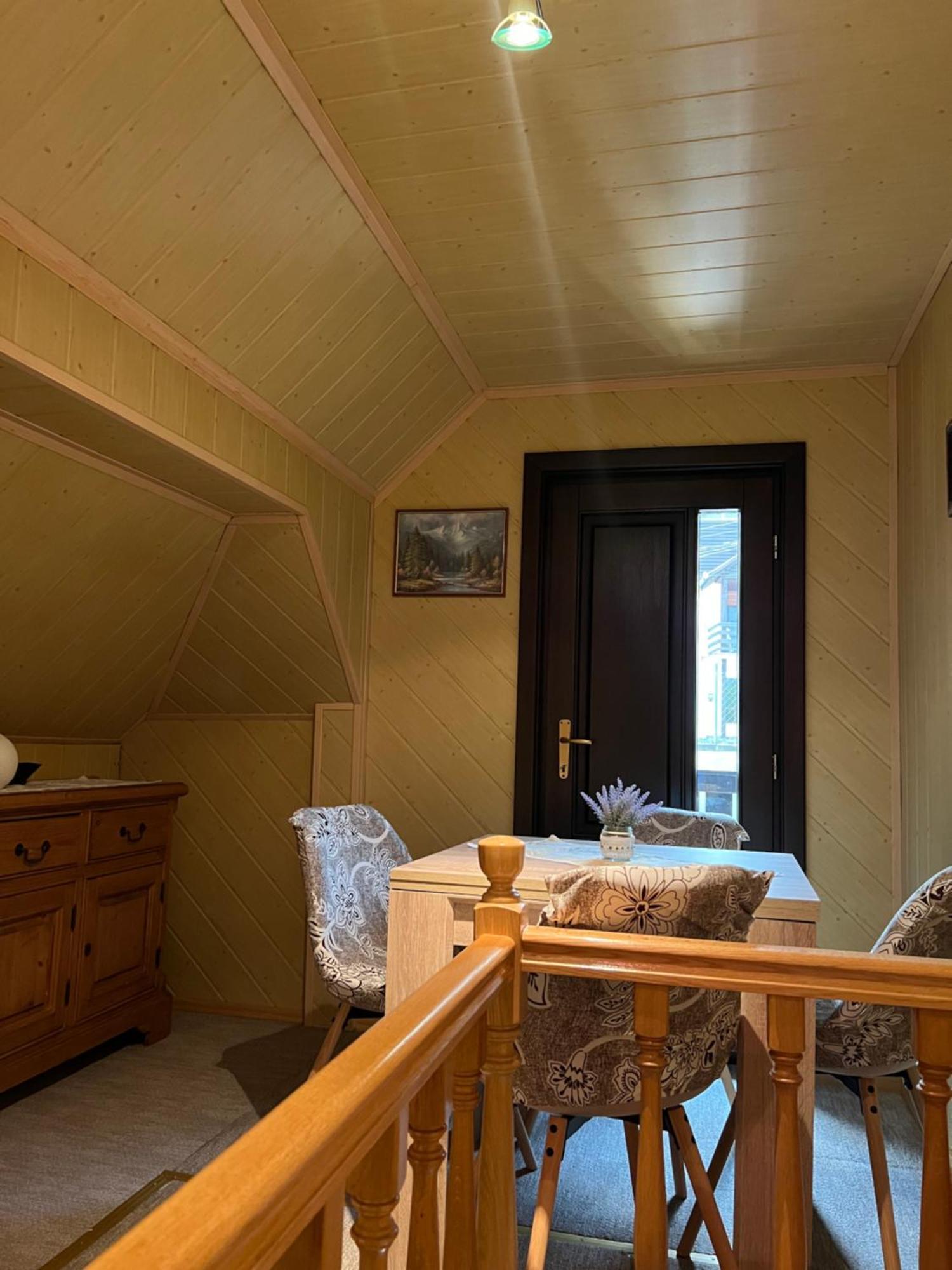 Casa Dan Apartman Szováta Kültér fotó